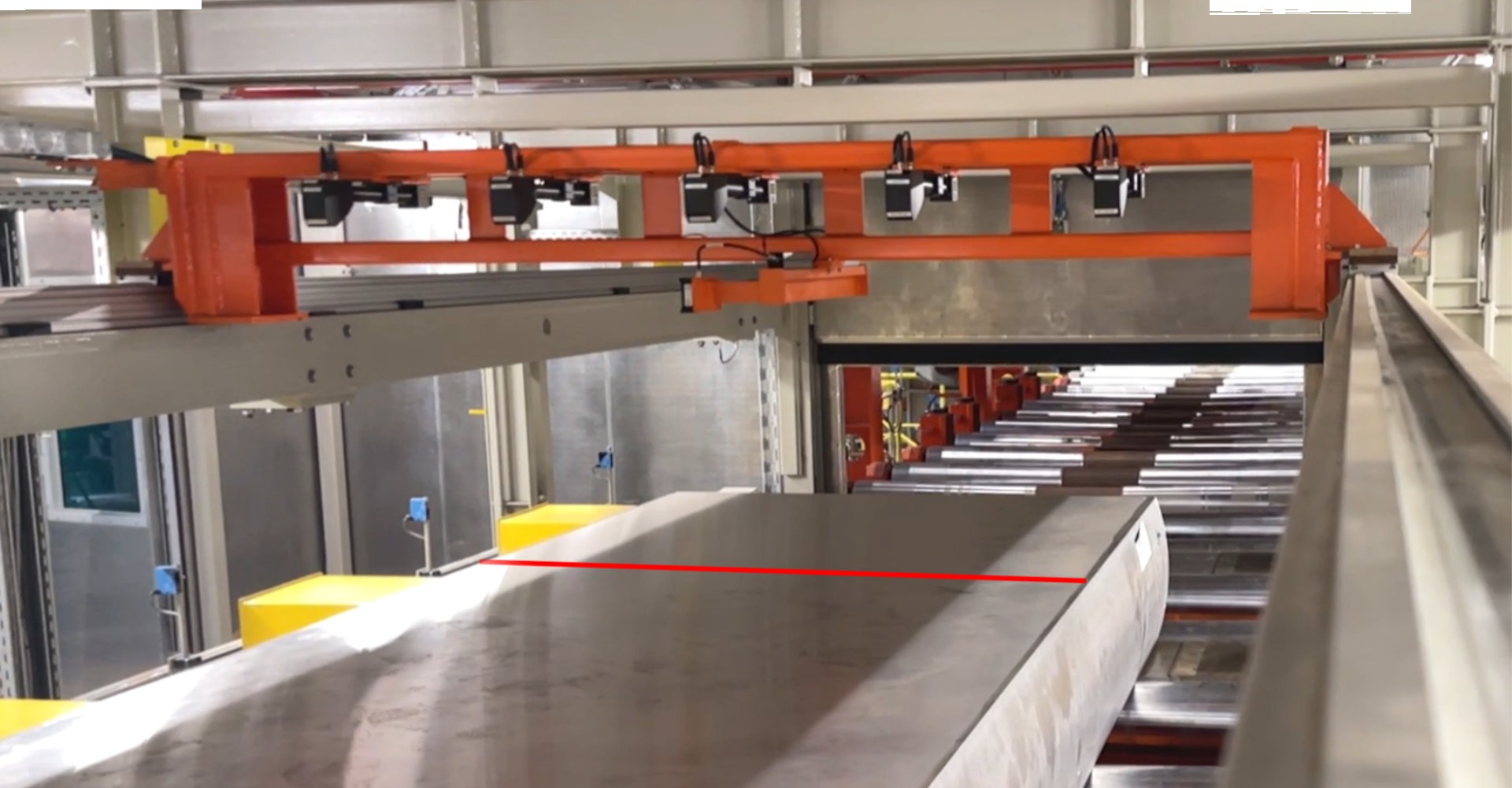 Optical Inline Measurement Technology: Inline positioning for adhesive bead application with robot
